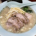 ラーメンショップ 椿 - ネギチャーシュー背脂多め