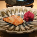 すし 波良 - 三崎 金目鯛、三浦 紅芯大根