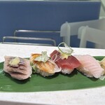 立食い寿司 根室花まる 東京ミッドタウン八重洲店 - 