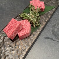本格肉料理 丸小 - 