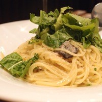 BELON 渋谷店 - 牡蠣とルッコラのスパゲッティ1,200円