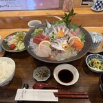 海鮮丼 とろ作 - 