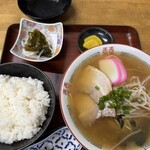 かいづ - ラーメン定食