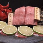 やきにく九 西麻布本店 - 