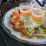 DINING & BAR TABLE 9 TOKYO - 