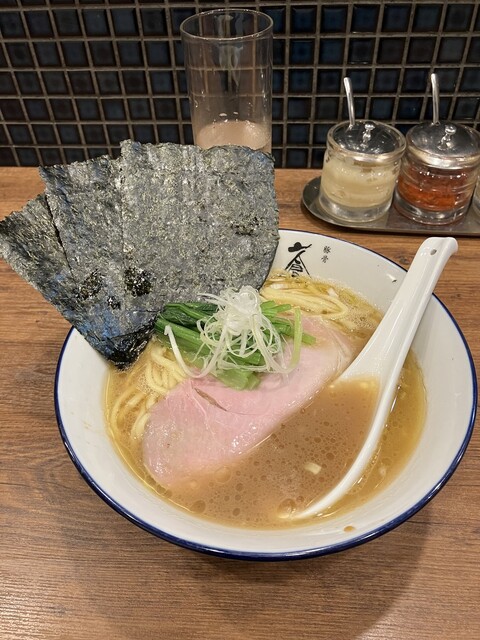 豚骨ラーメン 980円』by アップストリートボーイ : 豚骨 蒼翔