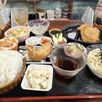 國家 - ヒレカツ定食　900円