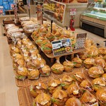 カンテボーレ - 料理写真:イオンスタイル竹の塚にある焼きたてパンのベーカリーショップ