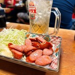 酒津屋 - 激辛ソーセージ