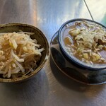 芝浦食肉市場直送 品川ホルモン - 