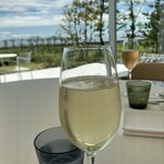 SIMOSE French Restaurant - ワンドリンク込みで11,000円のコース　スパークリングワインを選びます