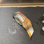 Sushi Bar にぎりて - 