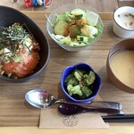 珈琲とお食事 トット - 