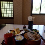 そば処 緑苑 - 料理写真:天ざる1450