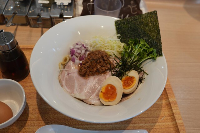 Jikaseimen Flower photo 2