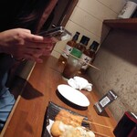魚串さくらさく - 真剣な眼差し