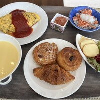ザ・テラス - オムレツ、釜揚げしらすと桜海老など