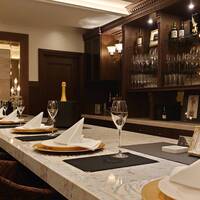 HILLS CLUB - 
