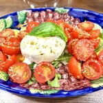 Pizzeria Cor a Cor - 前菜　カプレーゼ、チーズどーん