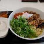 吉野家 - 料理写真:半熟牛玉スタミナまぜそば