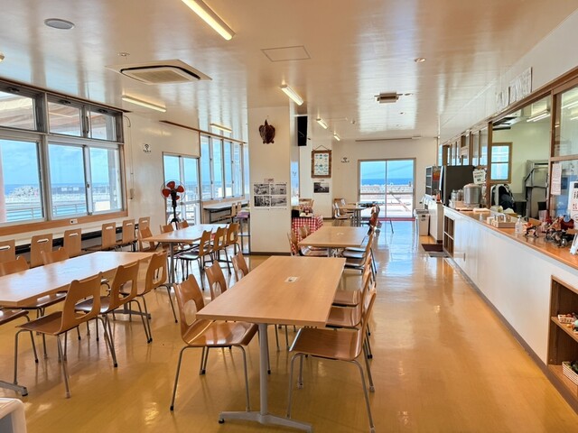 Uminchu Shokudo - Yomitan Village/Seafood | Tabelog