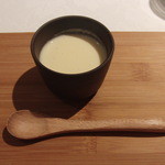 リストランテ サクラ - 2015.9　アミューズ トウモロコシのスープ