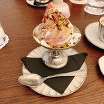 ル・プリスティン カフェ 東京 - 