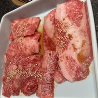 個室 和牛焼肉 吟 難波店 - 