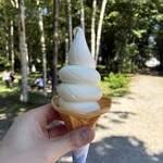 富良野チーズ工房 アイスミルク工房 - 