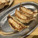 餃子のかっちゃん - 人気No.1 かっちゃん餃子 3ケ（219円）