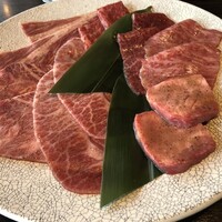 焼肉うしごろ 銀座並木通り店 - 