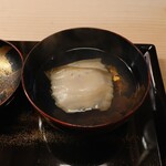 片折 - 越前鮑玉子豆腐のお椀