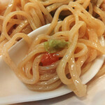 おなかの友達 萬来 - 麺に梅+山葵