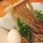 おなかの友達 萬来 - 麺リフト