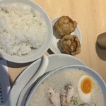 鶏白湯ラーメン ムツキ - 