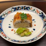 徳ㇵ本也 - 鱧寿司　