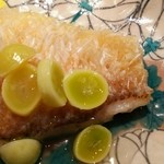 おおたに - 甘鯛の鱗焼き 新銀杏と一緒に