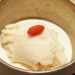 おおたに - ほうじ茶のパンナコッタとさつまいものアイスクリーム