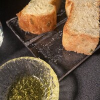 MAISON 8 restaurant - 