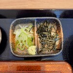 うな賀 - "出汁茶漬け"用の薬味。