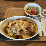 カレードリア（サラダ付き）