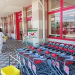 ロピア 伊勢崎店 - ロピア伊勢崎店の入り口