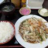 美食小屋 - 肉野菜定食 700円