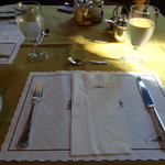 万平ホテル メインダイニングルーム - (2014.9)中庭に面した明るい席だょ～♡