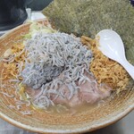 覆麺 智 - 
