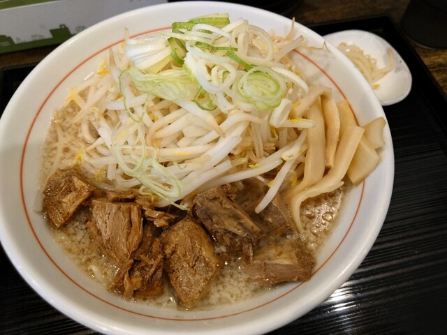 坂新 - 西若松（ラーメン）の写真