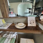 ピッツァ エ スヴァーゴ ディ プラウス - 食器を下げる場所