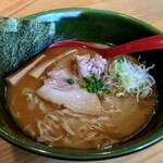 焼きあご塩らー麺 たかはし - 料理写真:塩らー麺
