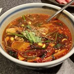 杏樹亭 岸根店 - 「カルビクッパ（税抜￥880）」