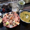 ゆたか寿司 - ♪特命'sセレクション
ミックスちらし¥770
ネタダブル¥180 シャリ中盛り¥50
